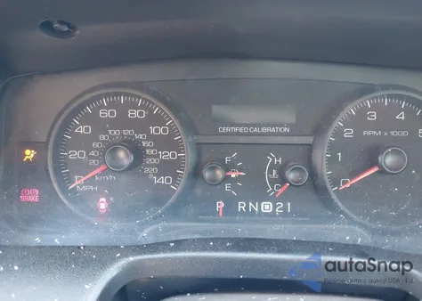 2011 Ford Crown Victoria Police Interceptor z USA, uszkodzony, nr VIN 2FABP7BV8BX179341